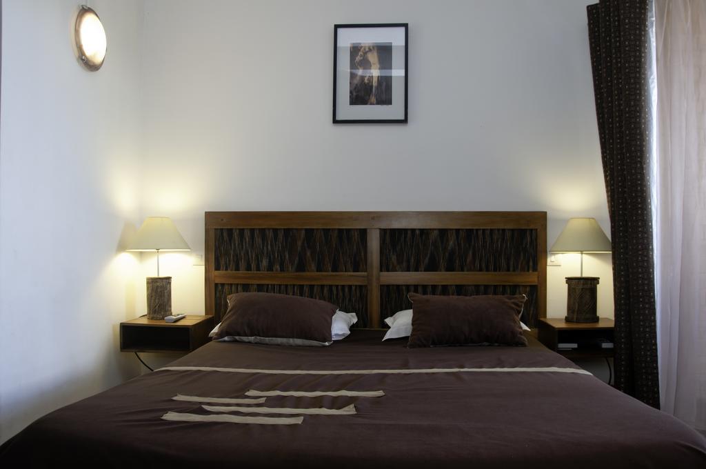 Hotel Restaurant Le Combava Antananarivo Cameră foto